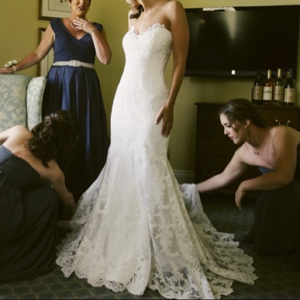 Romona Keveza Wedding Dress - Picture 2 of 5